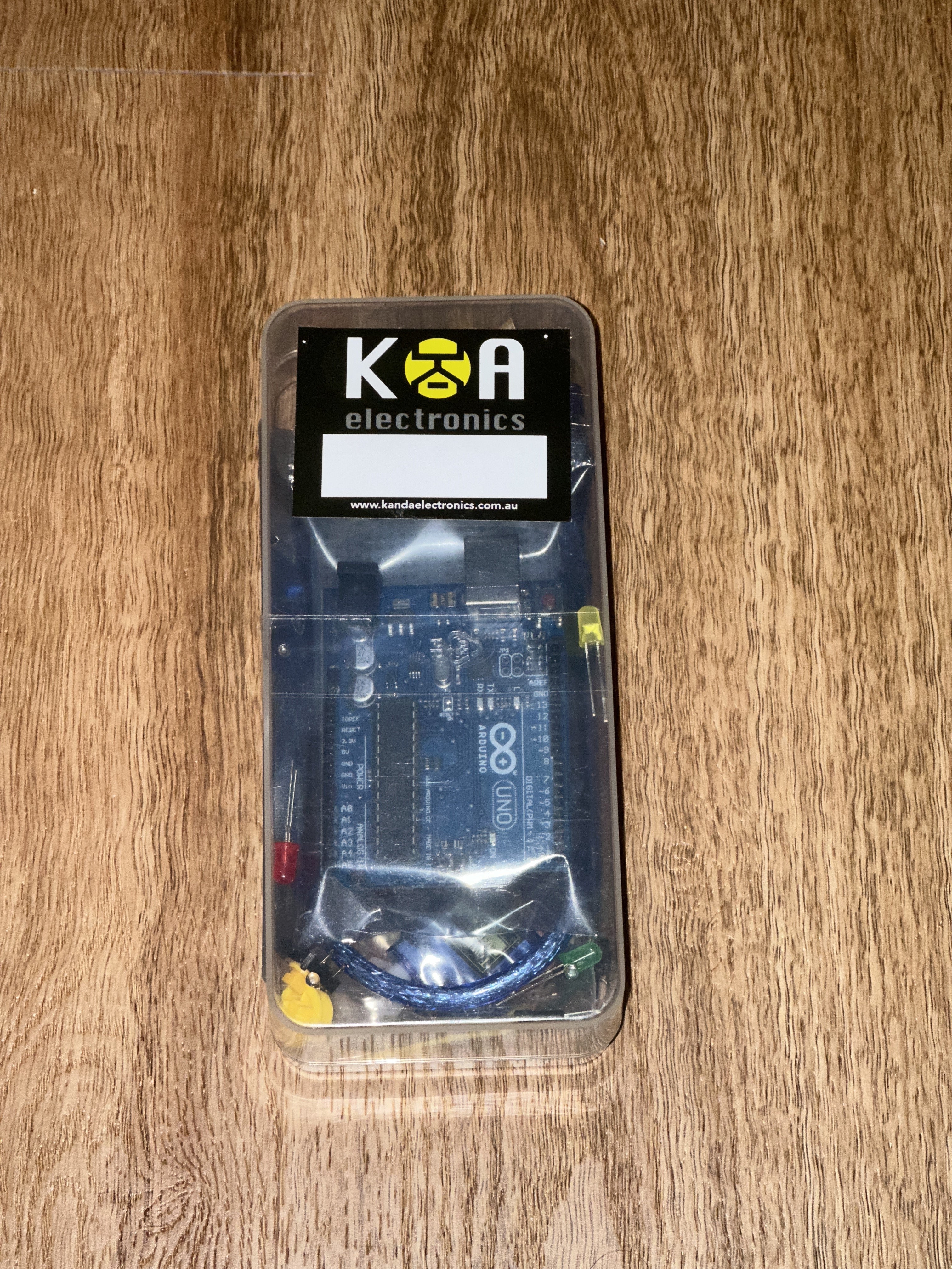 Uno R3 (Arduino Compatible) Microcontroller Kit