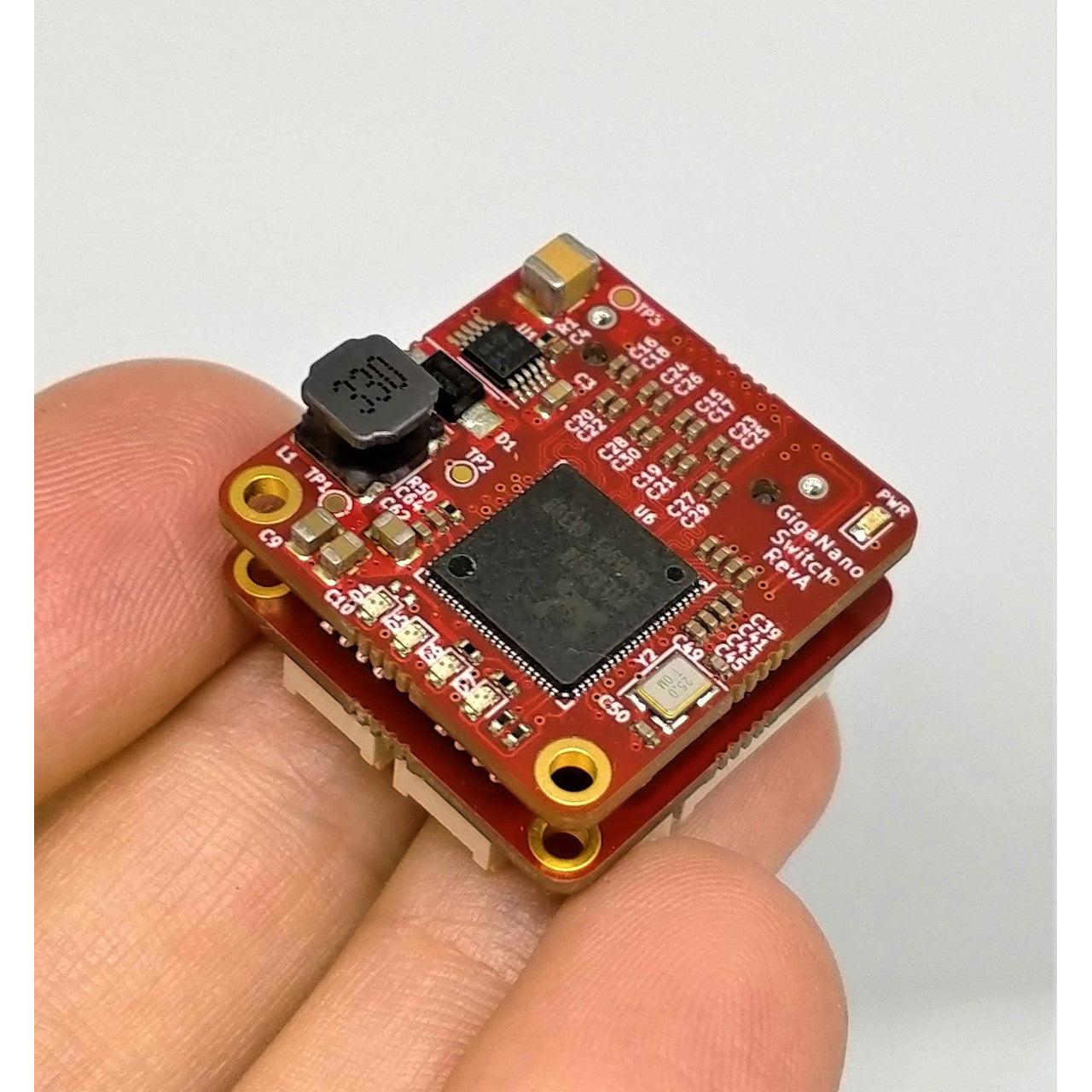 Botblox Gigablox Nano - 1 Inch GigaBit Ethernet Switch